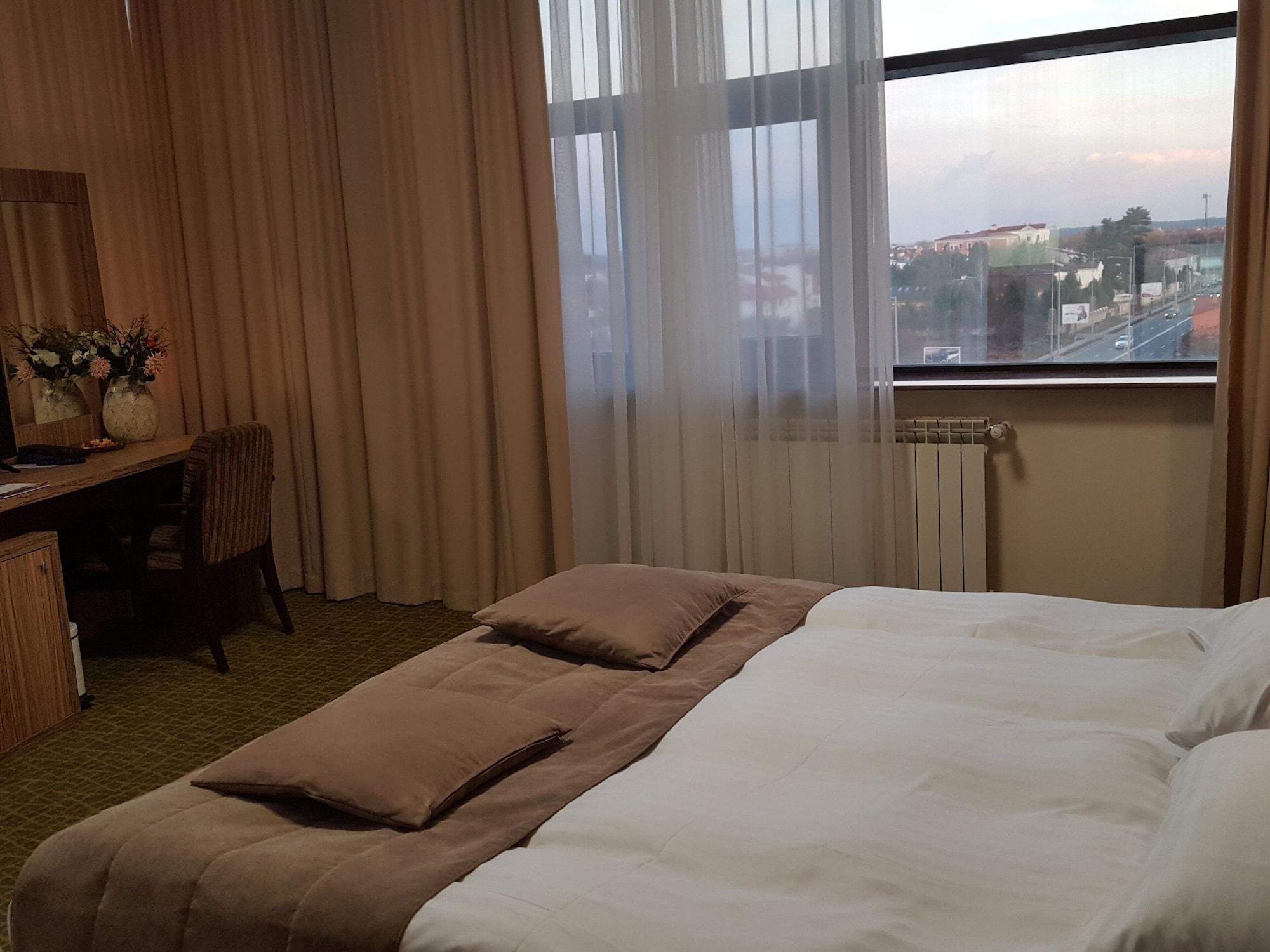 Hotel Tecadra Pipera Eksteriør bilde